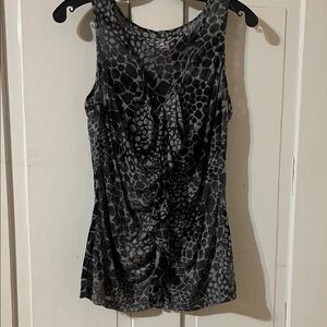 New York & Company Black and Gray Patterned Tank Top